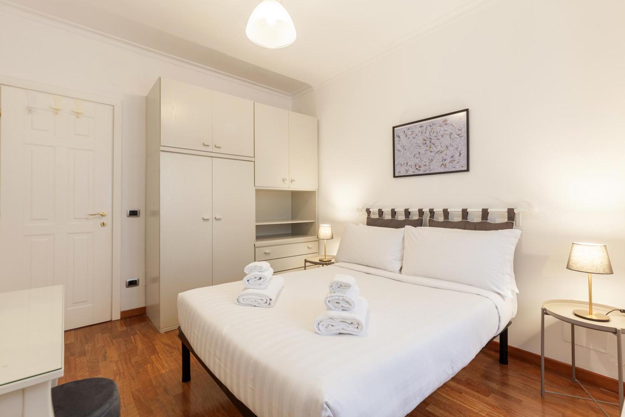 Apartment Hostly-wood And Colors Midtown-just 7min To Colosseum *