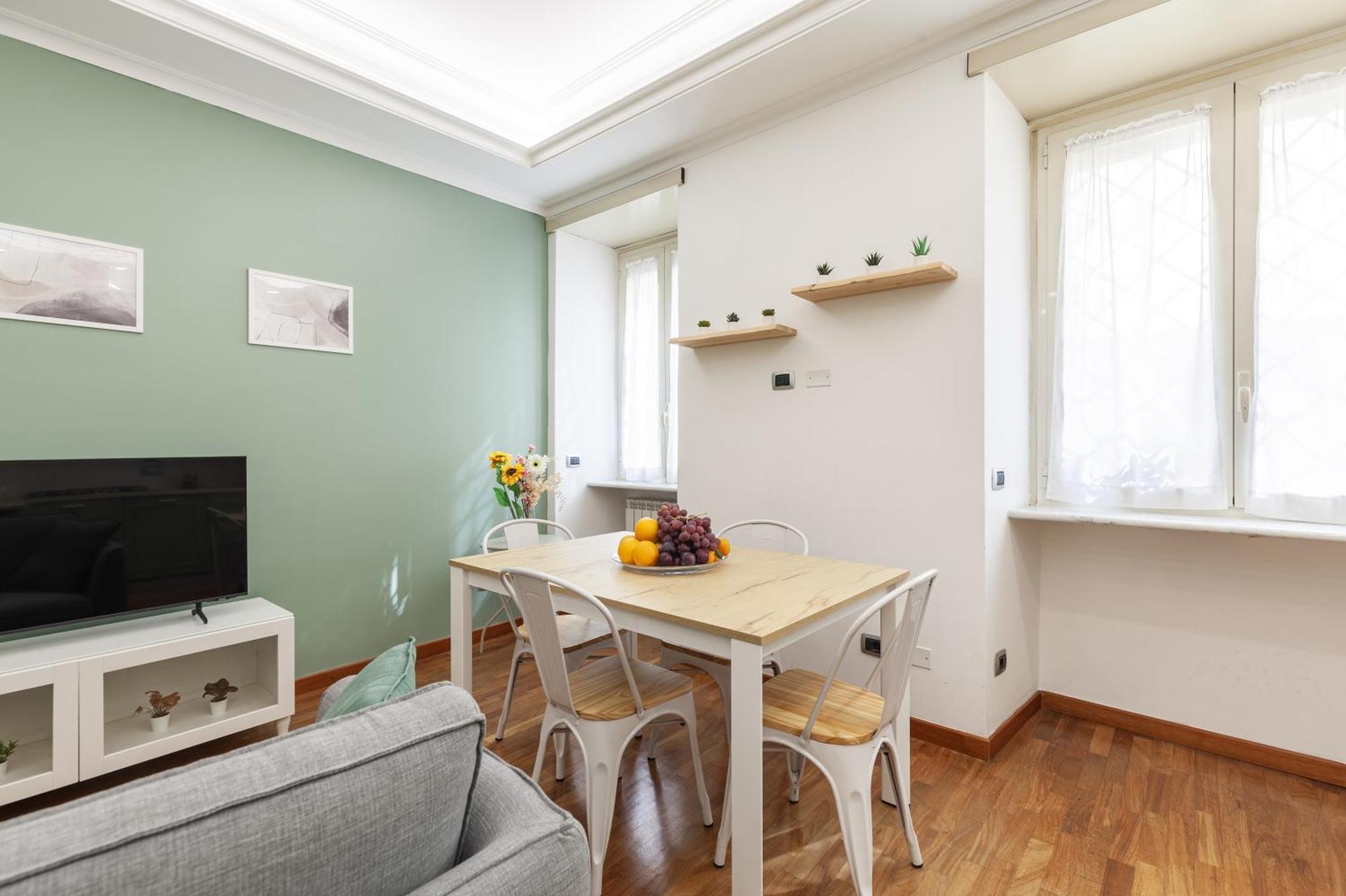 Apartment Hostly-wood And Colors Midtown-just 7min To Colosseum *
