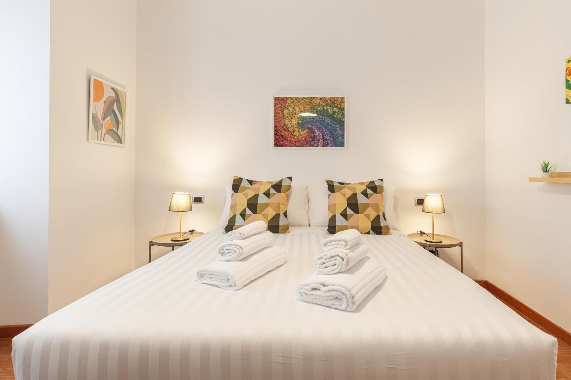 Hostly-wood And Colors Midtown-just 7min To Colosseum Apartment Rom